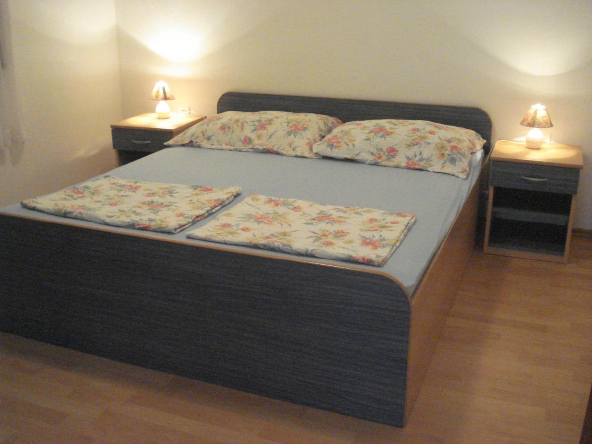 Apartments Car Вир Экстерьер фото