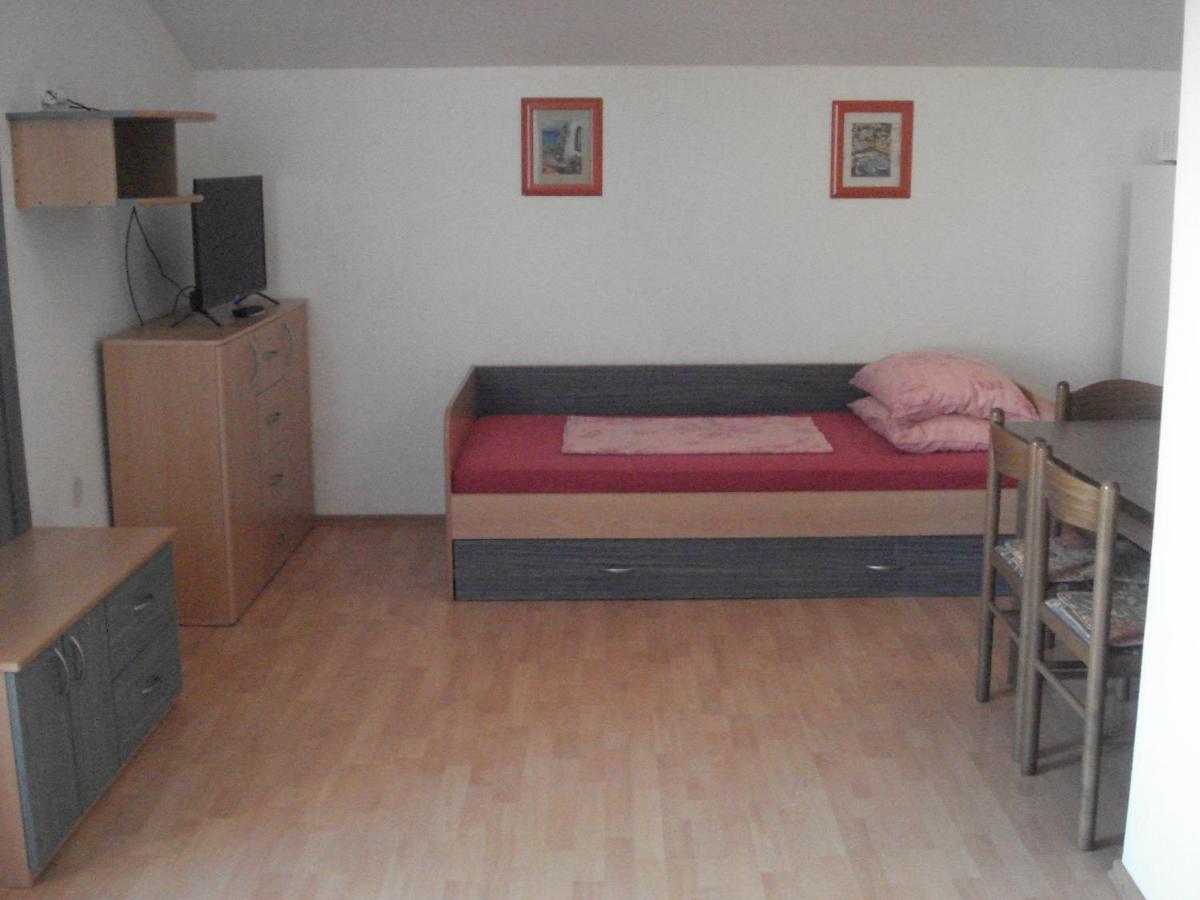 Apartments Car Вир Экстерьер фото